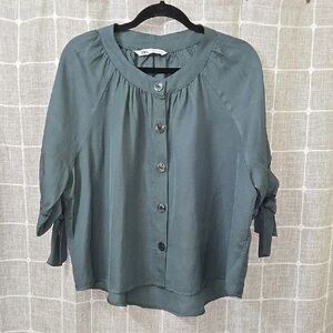 Zara Women's Chic Green Blouse